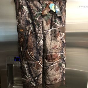 Under Armour Coldgear YXL pants
